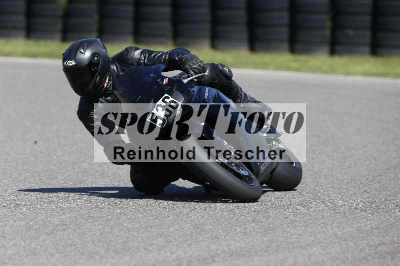 /43 08.08.2025 Discover the Bike ADR/Race 3 rot/536